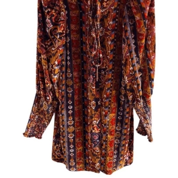 Anthropologie Velvet Shift Mini Dress Floral Burnout Velvet Lace Back size US 4 - Picture 7 of 10